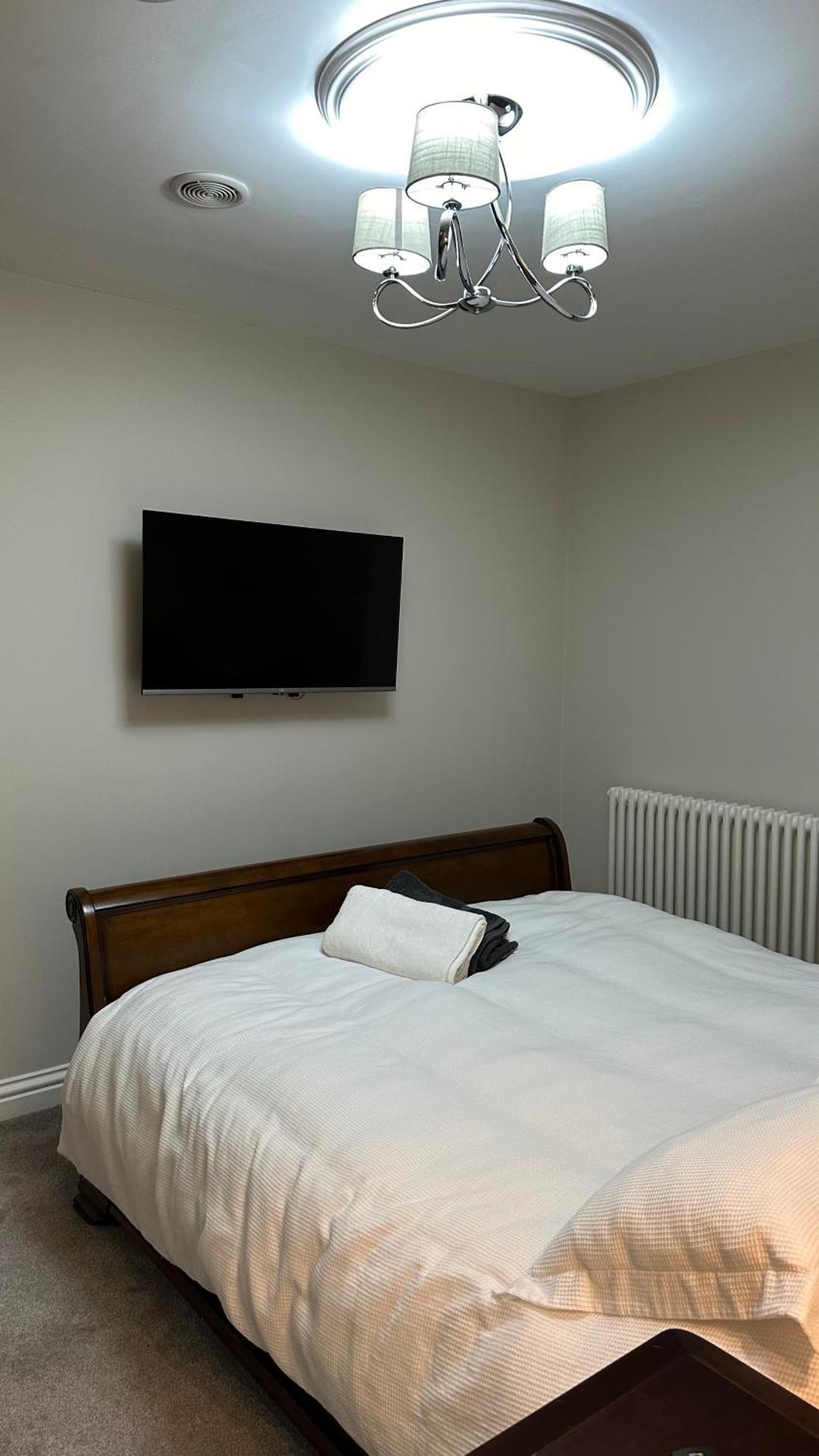 Harper Luxe Serviced Apartments 던스터블 외부 사진