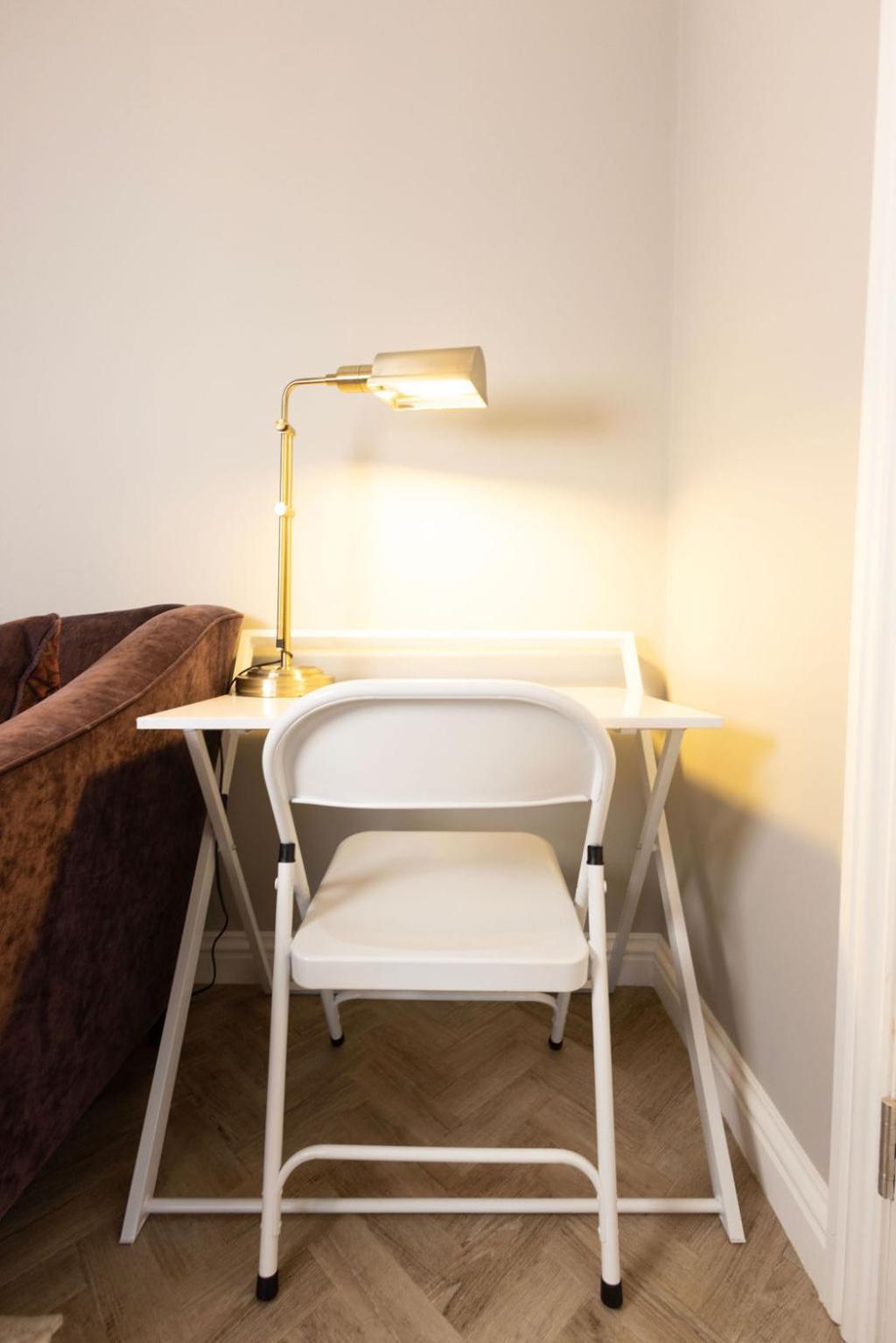 Harper Luxe Serviced Apartments 던스터블 외부 사진