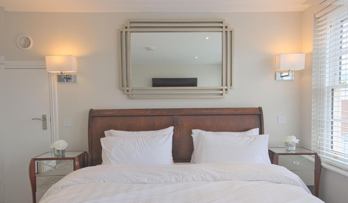 Harper Luxe Serviced Apartments 던스터블 외부 사진